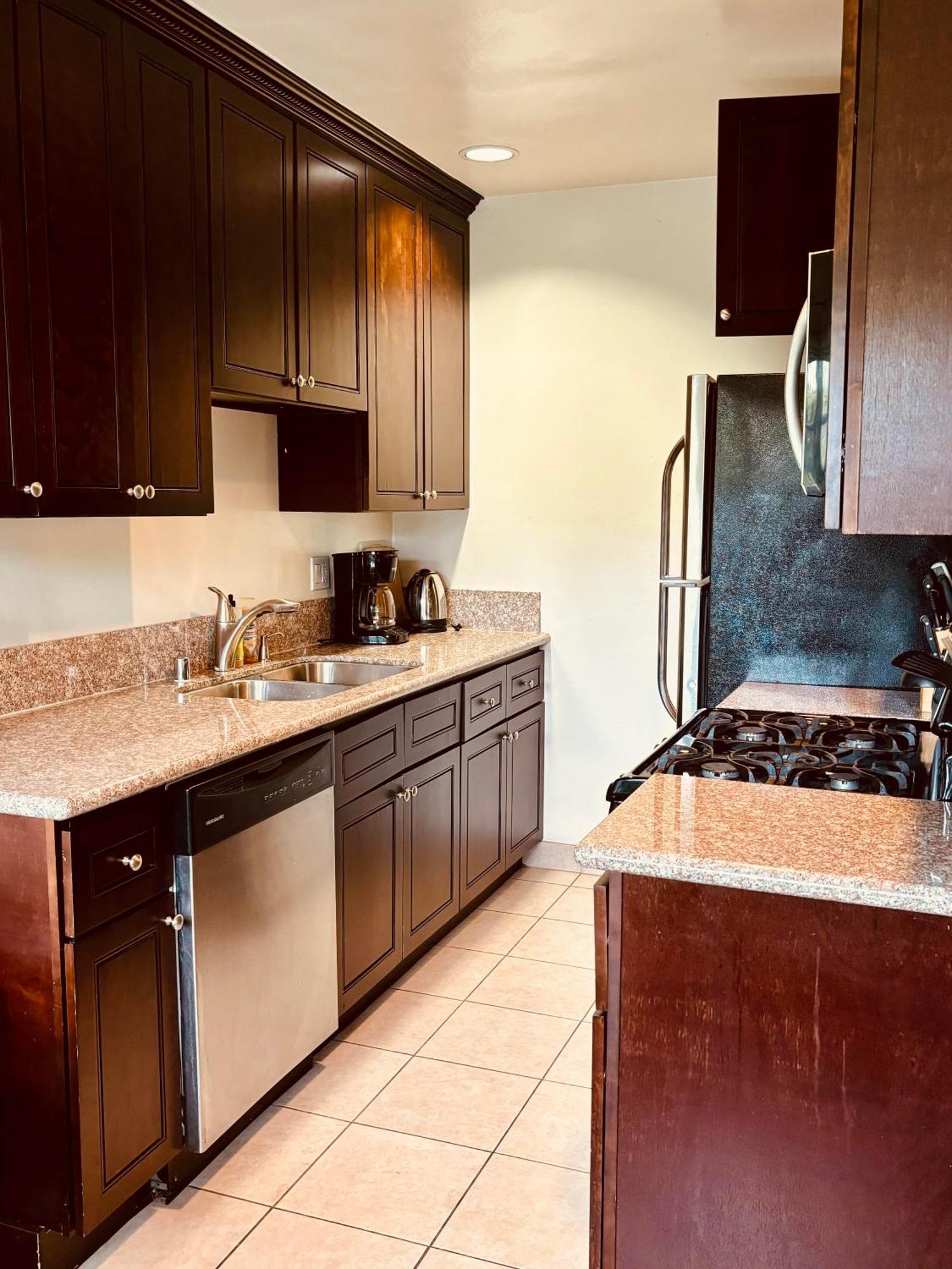 Centrally Located 2 Bed Ucla Apartment 로스앤젤레스 외부 사진